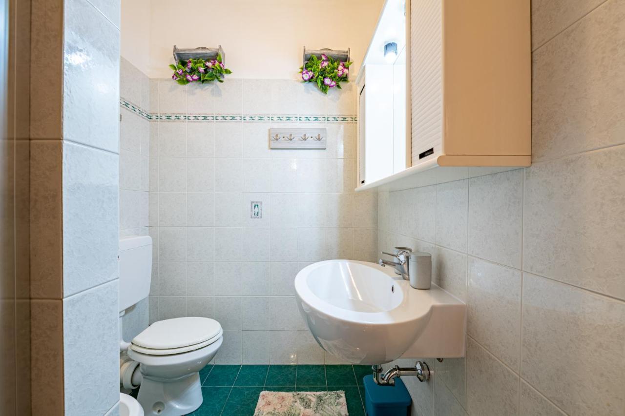 Casa Rinalmas Free Parking & Wifi Apartment *